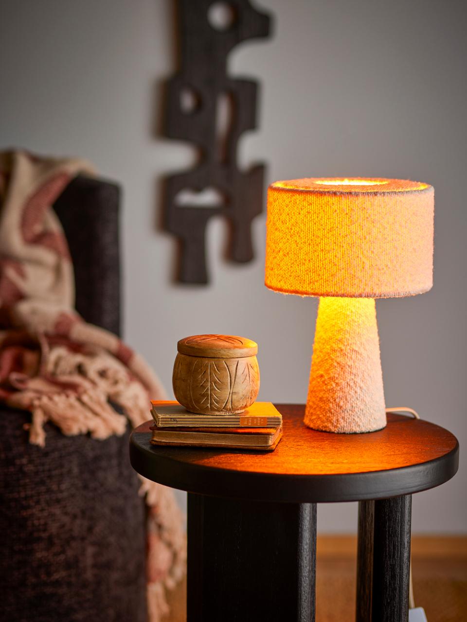 Emmie bordlampe H30cm - Hvit Boucle
