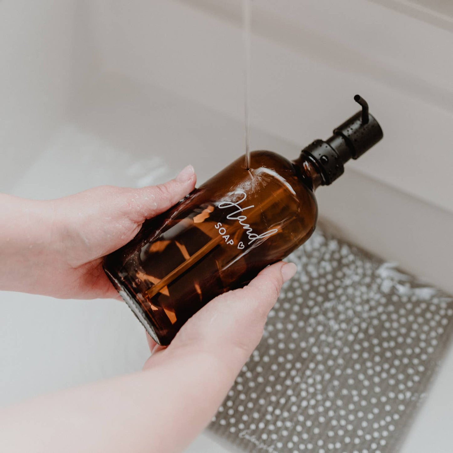 Såpedispenser «Hand soap» Brunt glass - 500 ml