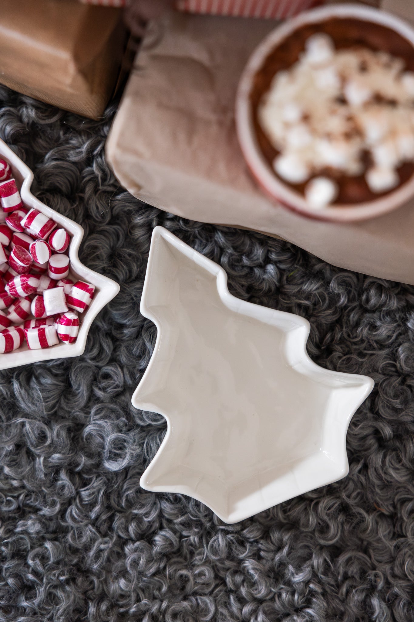 Granhult stor skål - Hvit