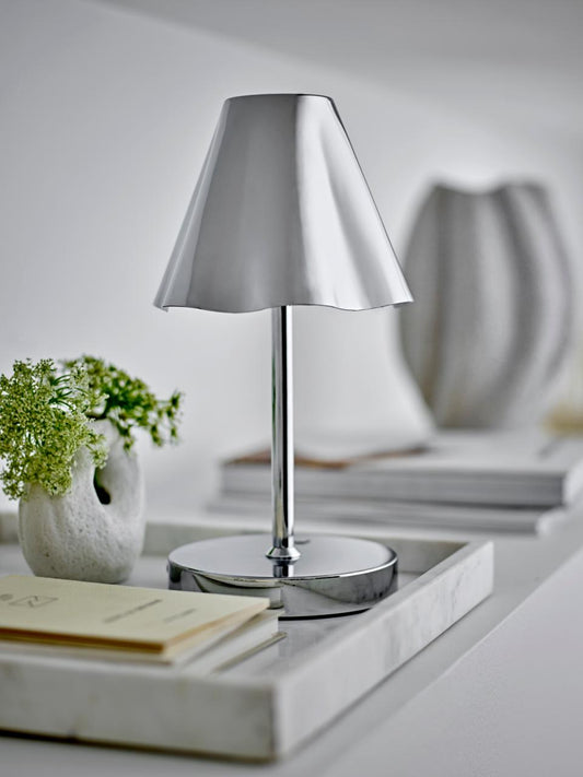 Lianna portable Lamp, bordlampe i Sølv H28cm